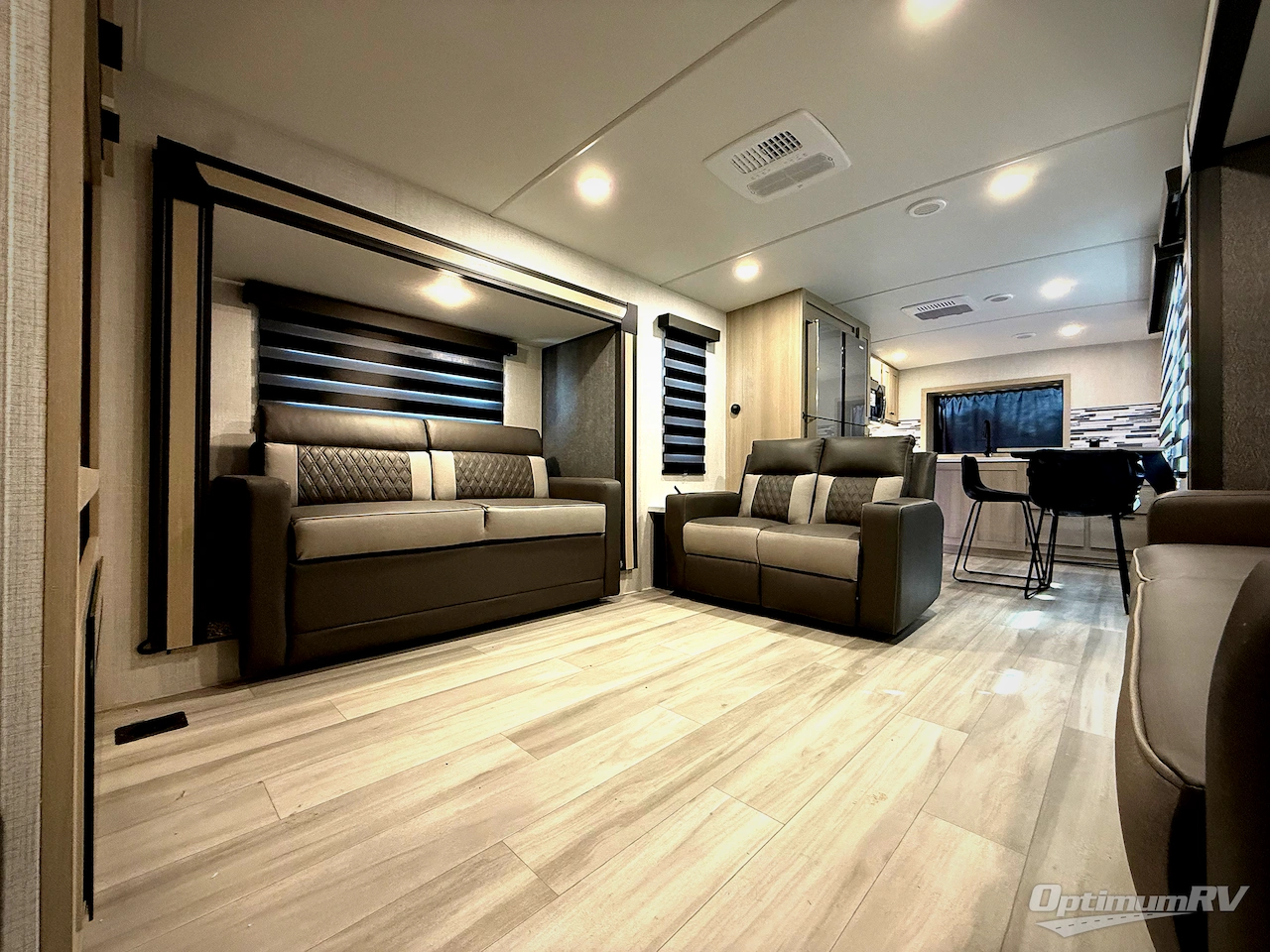 2026 Forest River Wildcat 37GALLEY Photo 6