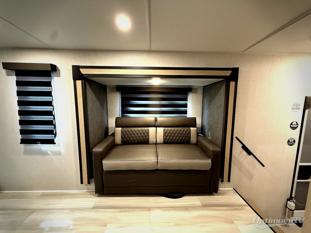 2026 Forest River Wildcat 37GALLEY Photo 7