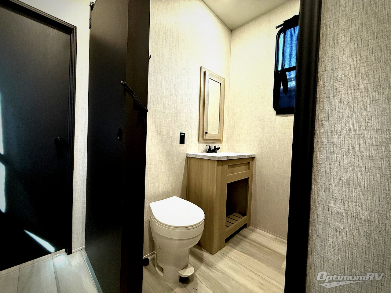 2026 Forest River Wildcat 37GALLEY Photo 16