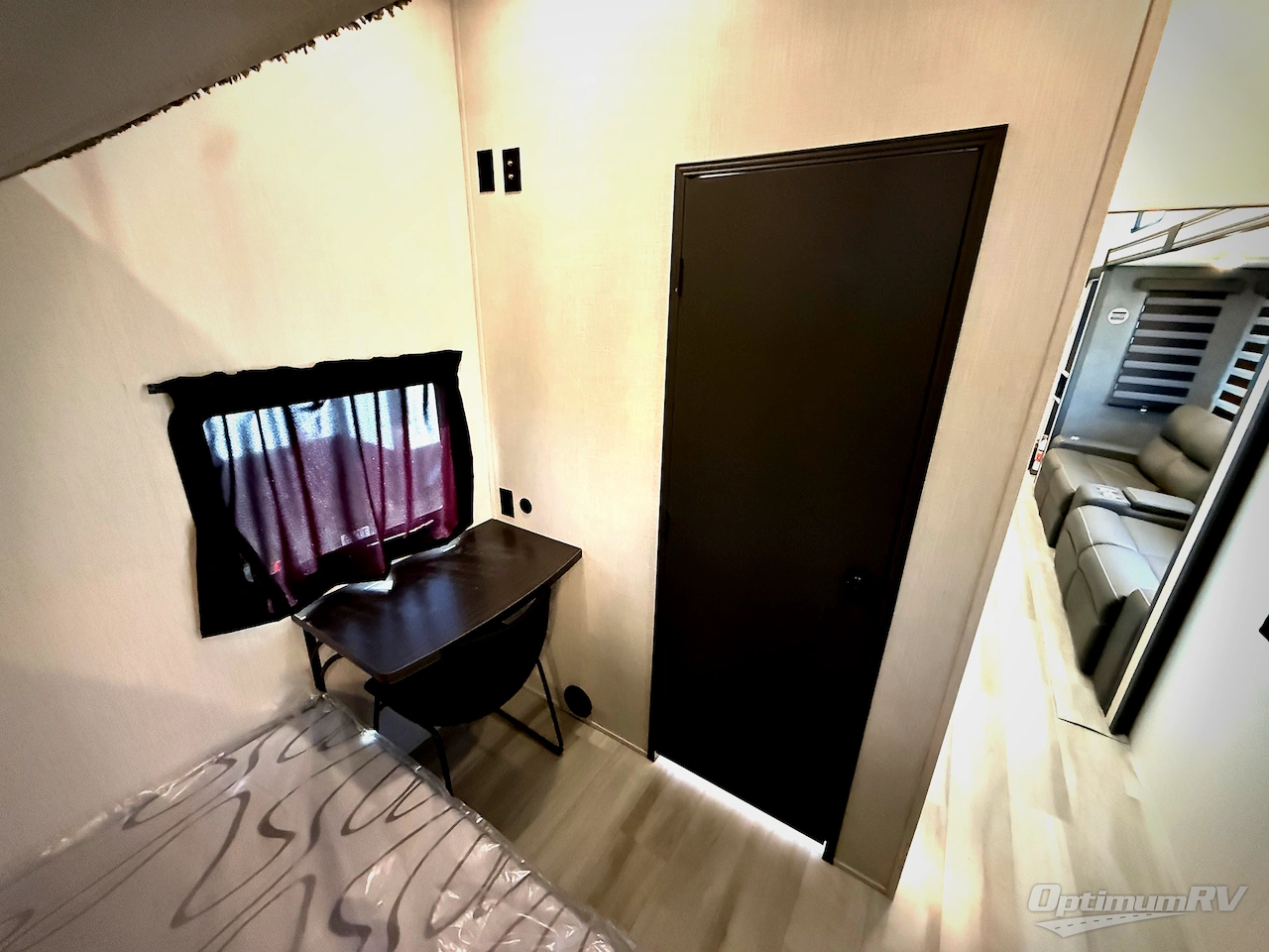 2026 Forest River Wildcat 35CRIB Photo 18