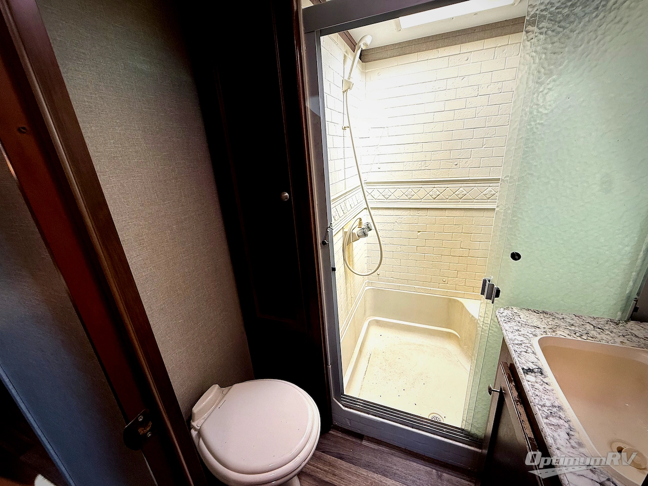 2018 Keystone Hideout 315RDTS Photo 21