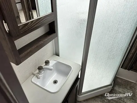 2019 CrossRoads Volante 360DB RV Photo 4