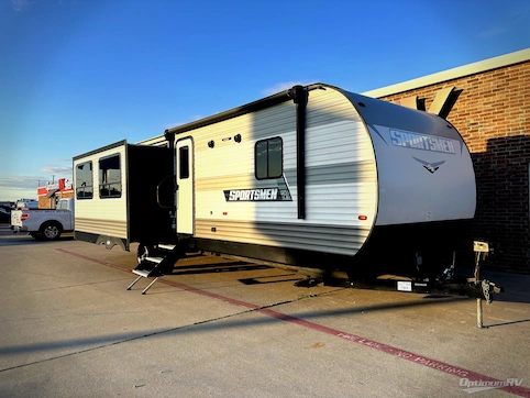 Used 2023 KZ Sportsmen SE 303QBSE Featured Photo
