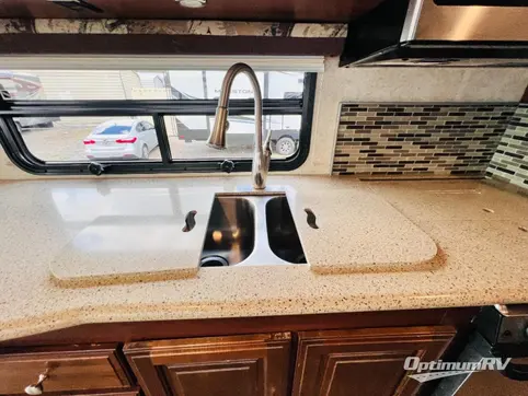 2016 Forest River Georgetown 329DS RV Photo 2