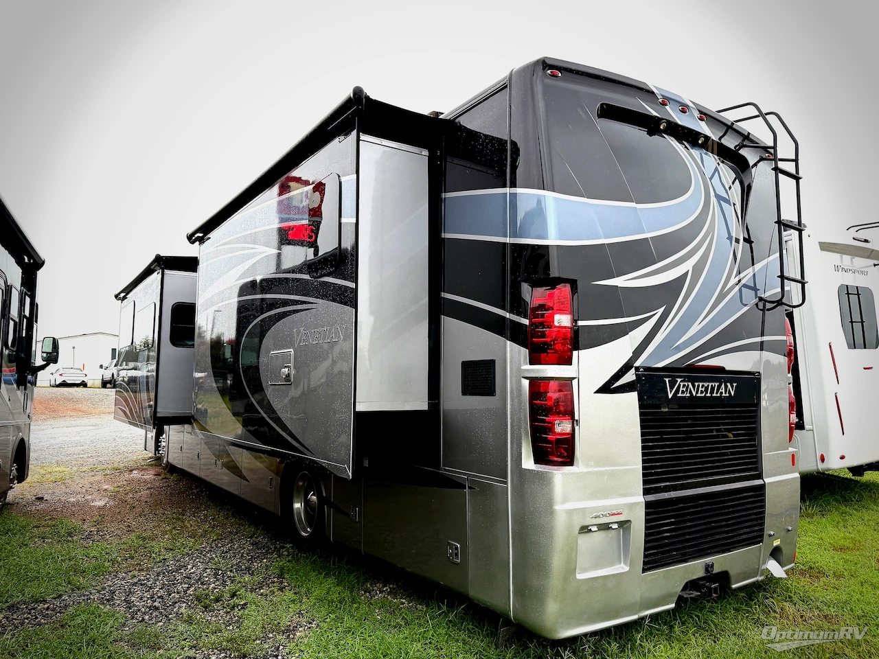2016 Thor Venetian A40 Photo 2