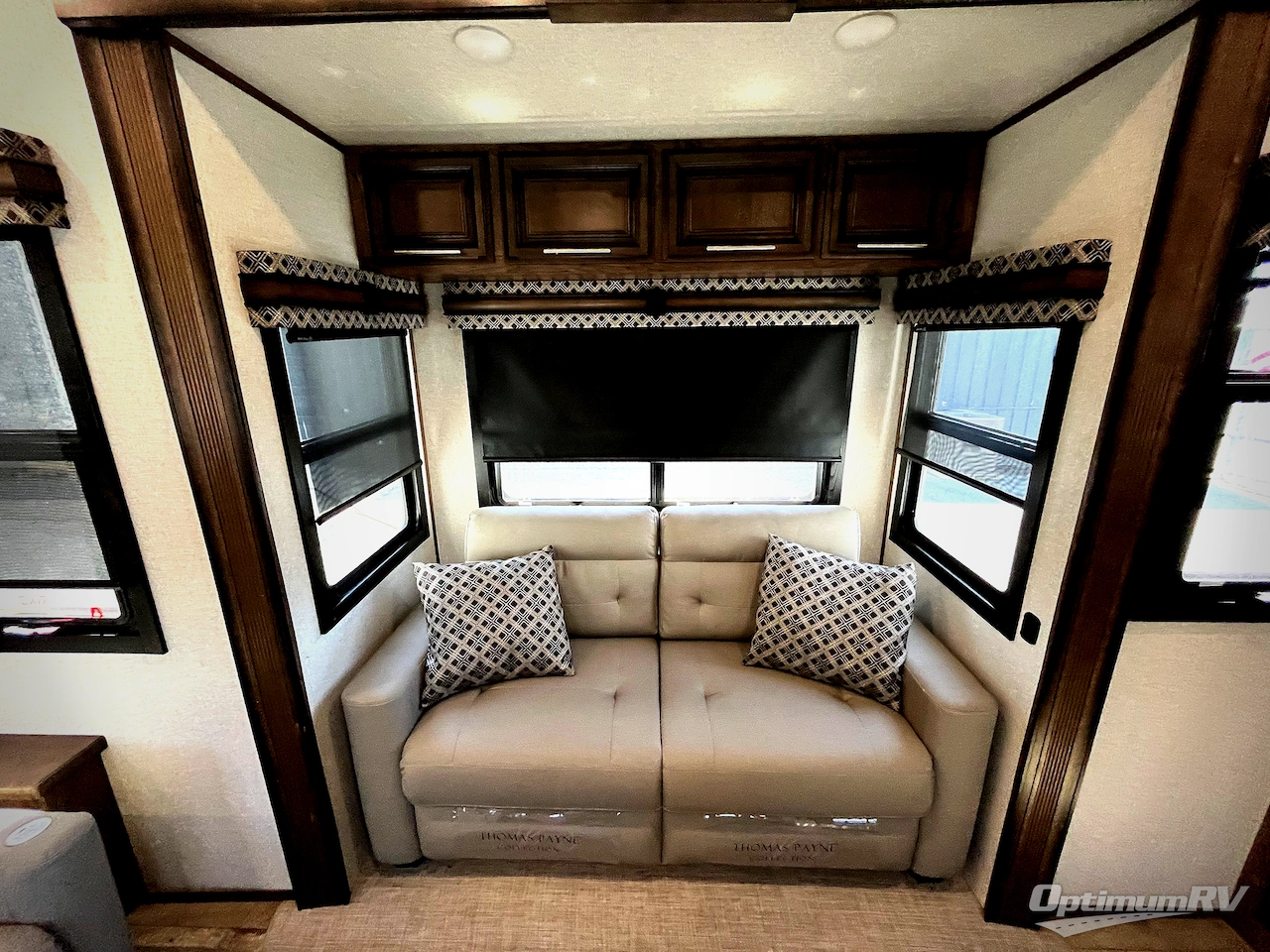 2021 KZ Durango Gold G391RKQ Photo 23