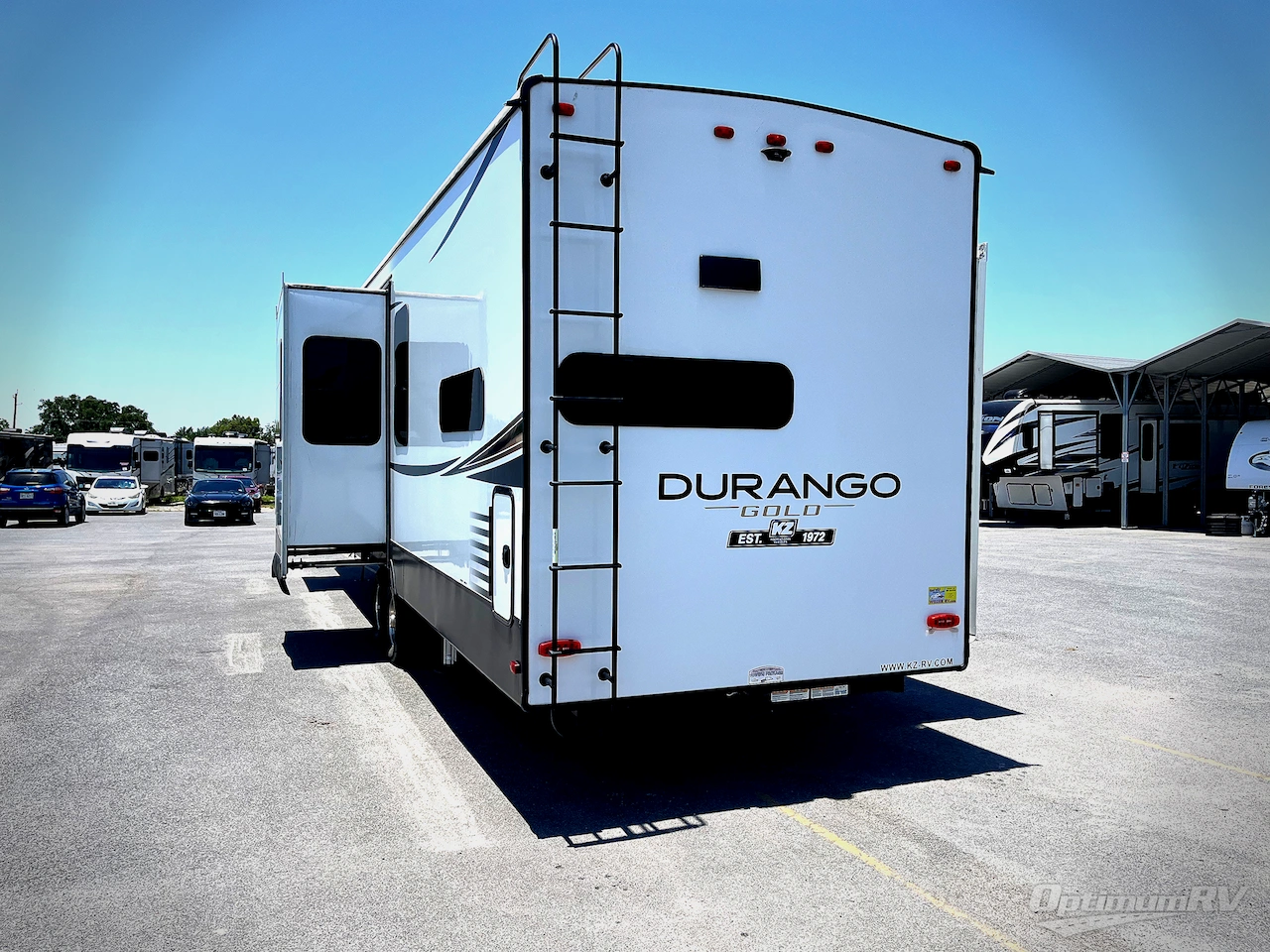 2021 KZ Durango Gold G391RKQ Photo 2