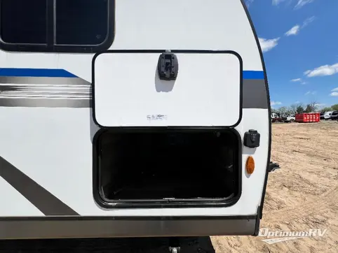 2022 Gulf Stream Vista Cruiser 19CSK RV Photo 4
