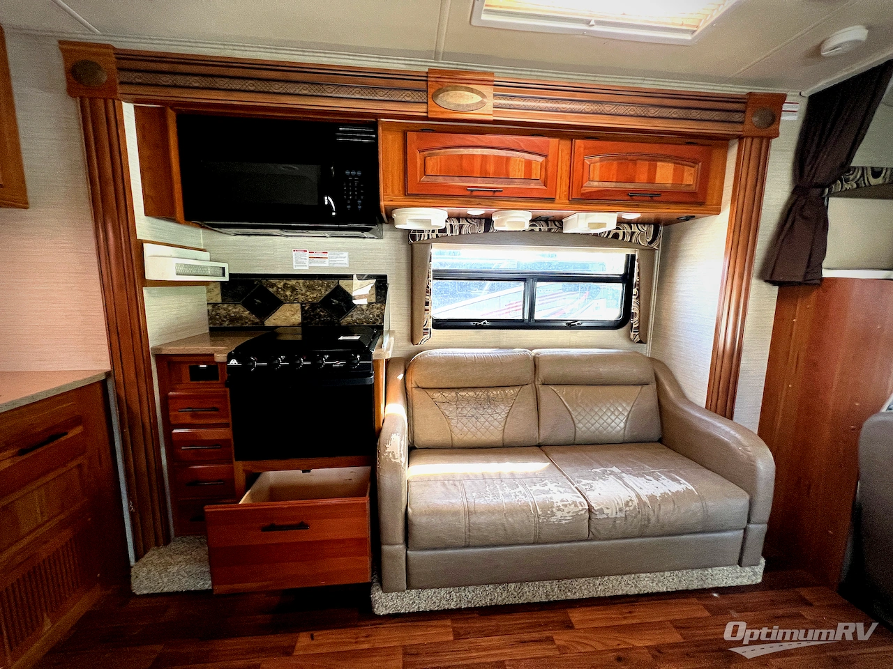 2017 Jayco Greyhawk 31FS Photo 6