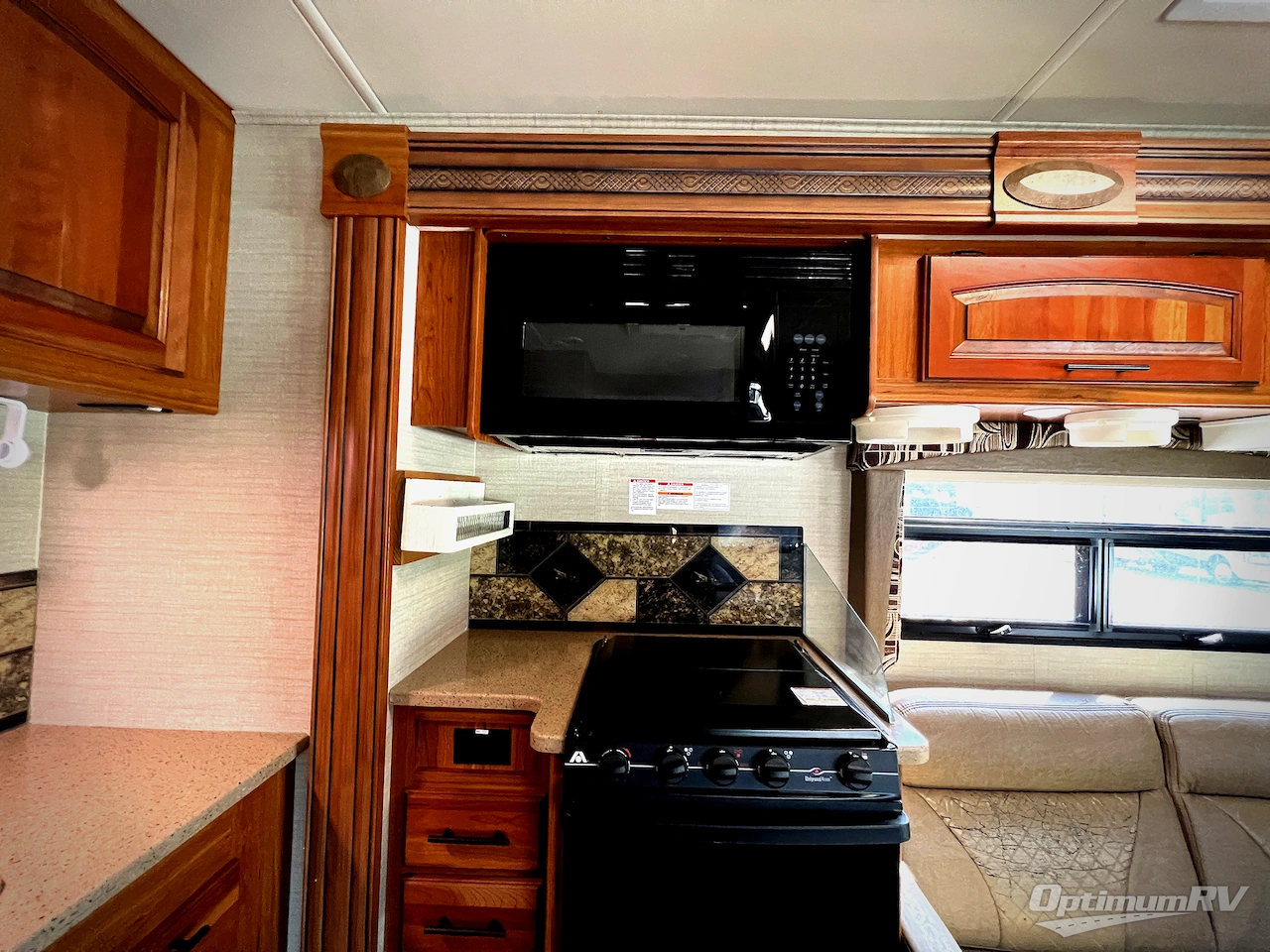 2017 Jayco Greyhawk 31FS Photo 11