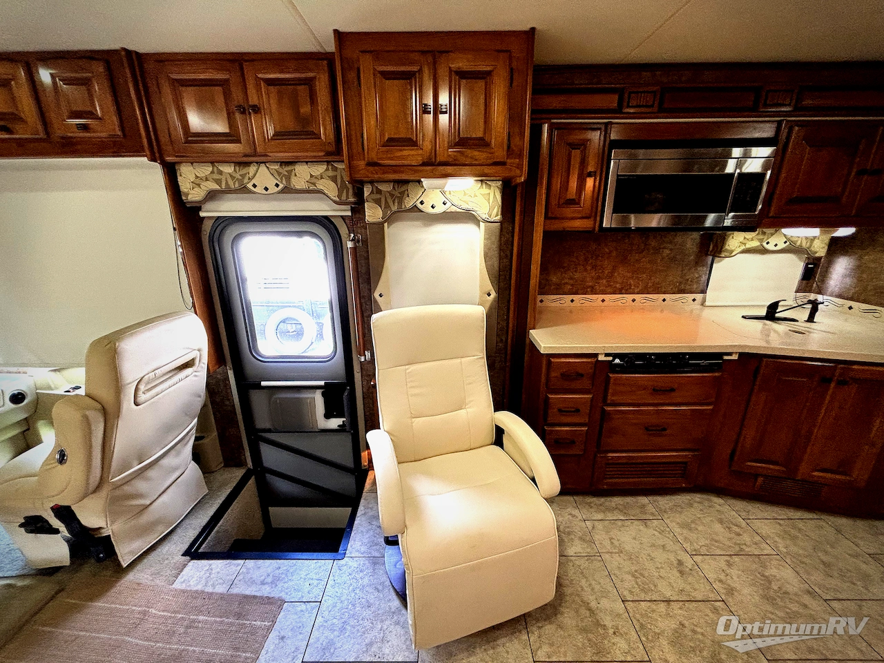 2012 Tiffin Allegro 34 TGA Photo 10