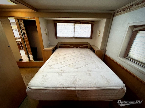 2003 National RV Dolphin 5342 RV Floorplan Photo