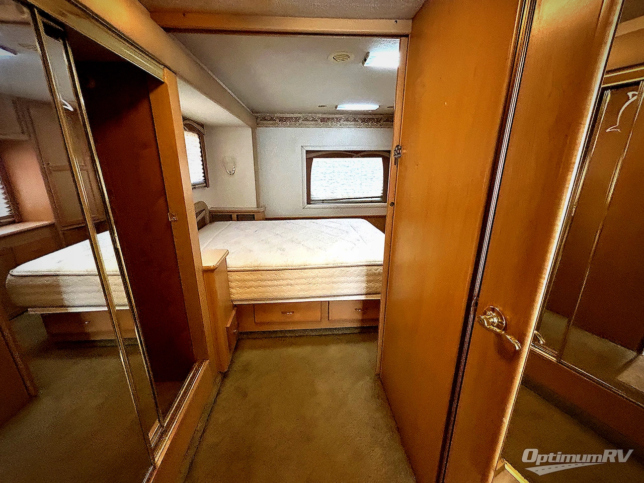 2003 National RV Dolphin 5342 Photo 13