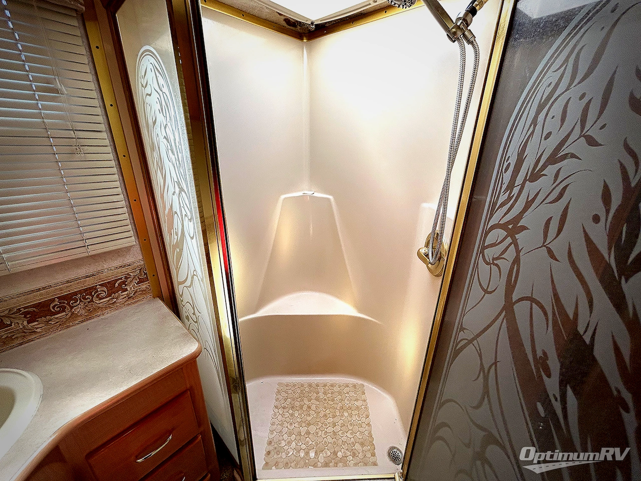 2003 National RV Dolphin 5342 Photo 15