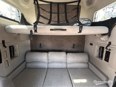 2017 Volvo Volvo VNL RV Photo 3