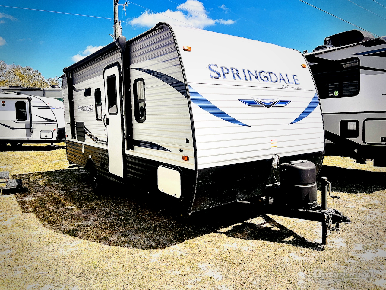 2021 Keystone Springdale Mini 1760BH Photo 1