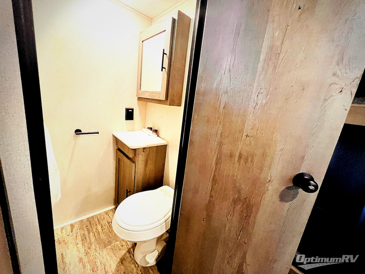 2021 Keystone Springdale Mini 1760BH Photo 15