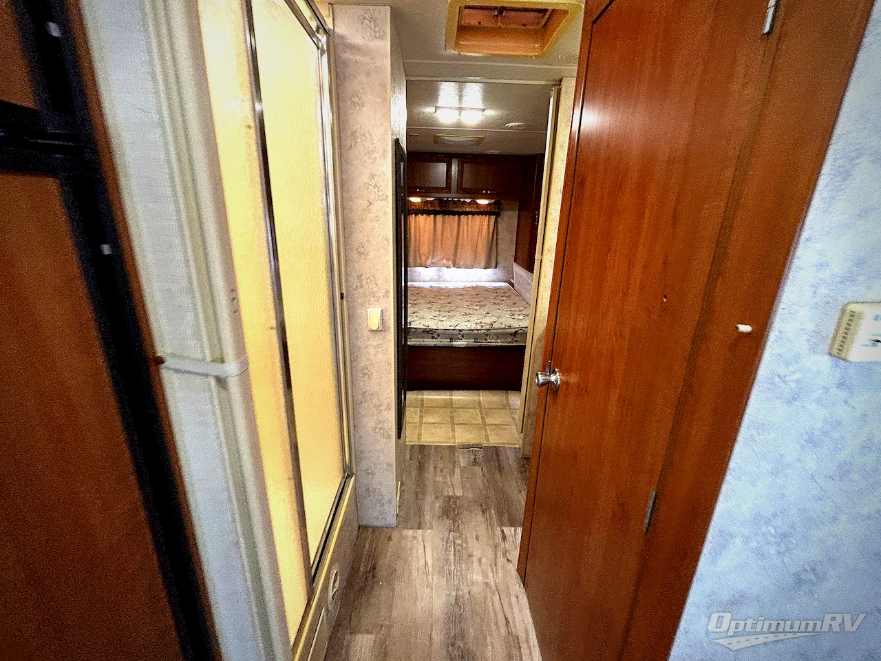 2003 Coachmen Mirada 340 Photo 14