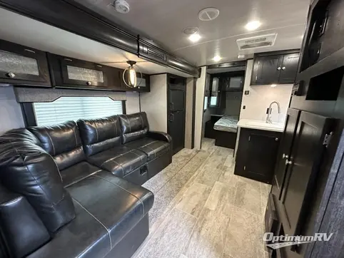 2019 Heartland North Trail 22CRB RV Photo 3