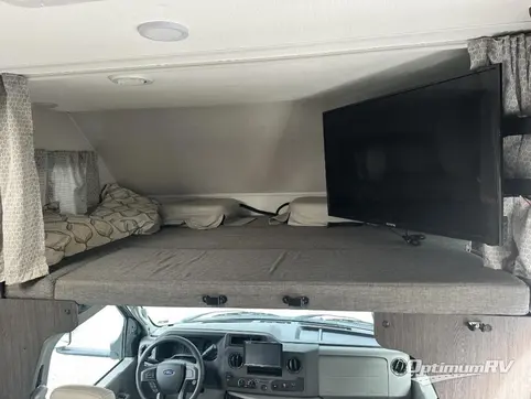 2021 Forest River Sunseeker Classic 2440DS Ford RV Photo 4