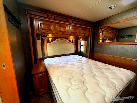 2013 Tiffin Allegro 32 CA RV Photo 4