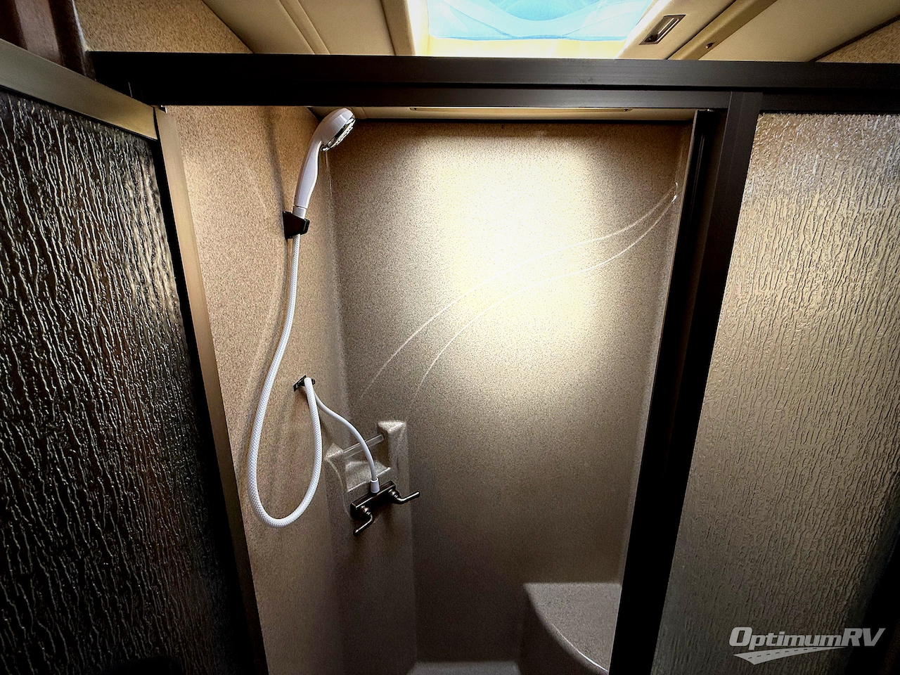 2013 Tiffin Allegro 32 CA Photo 21