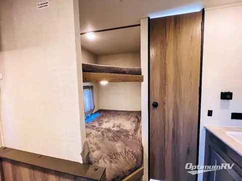 2022 Gulf Stream Ameri-Lite Ultra Lite 248BH RV Photo 4