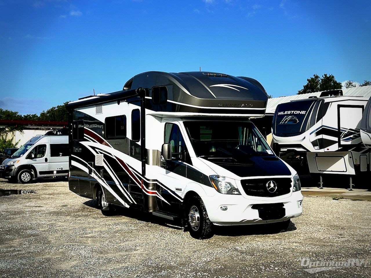 2017 Winnebago Navion 24G Photo 1