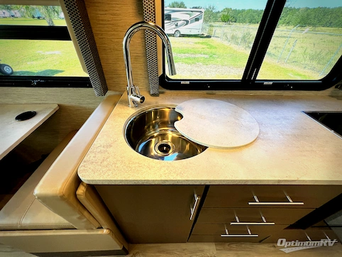 2023 Thor Axis 24.3 RV Photo 3