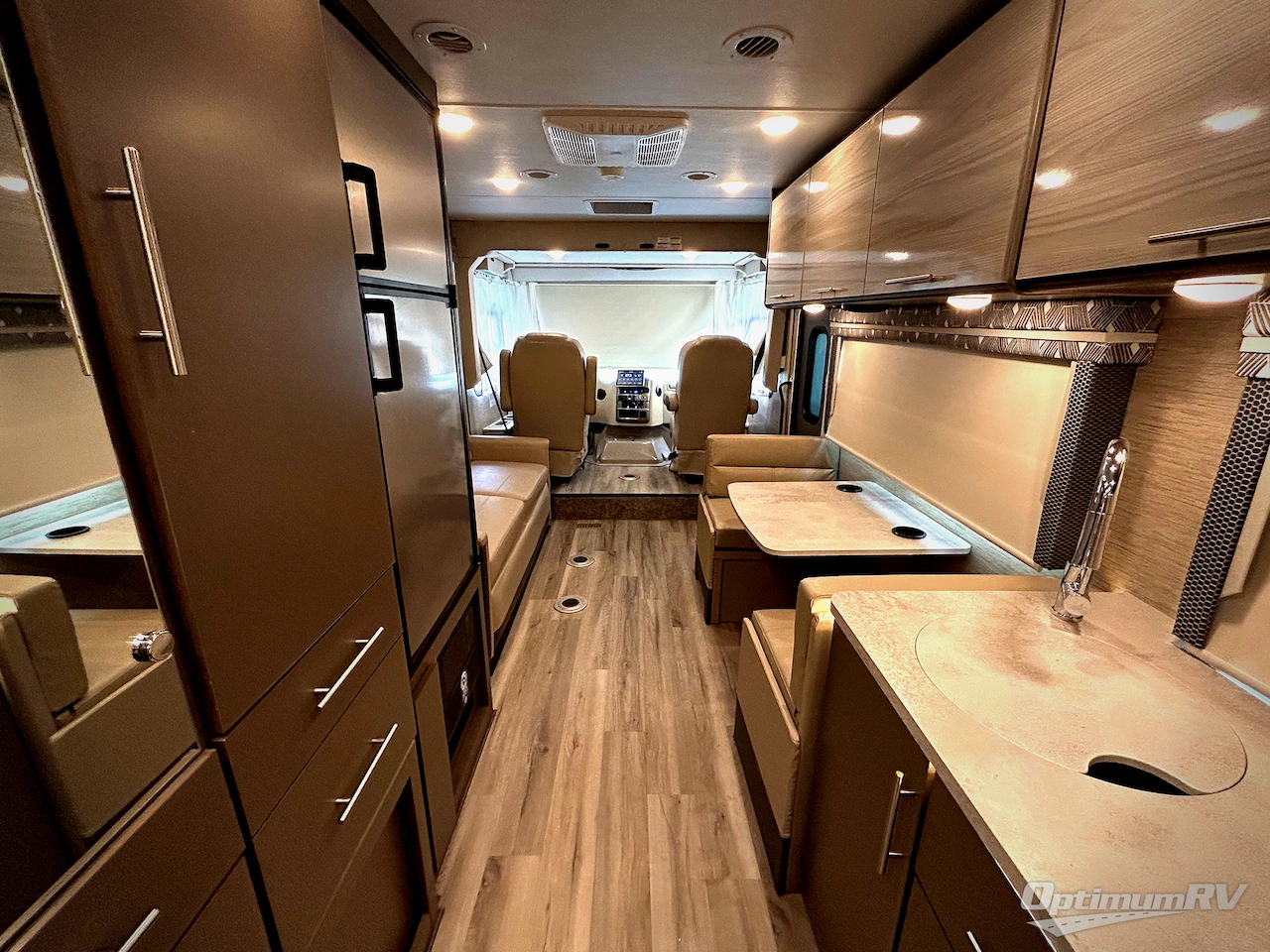 2023 Thor Axis 24.3 Photo 4