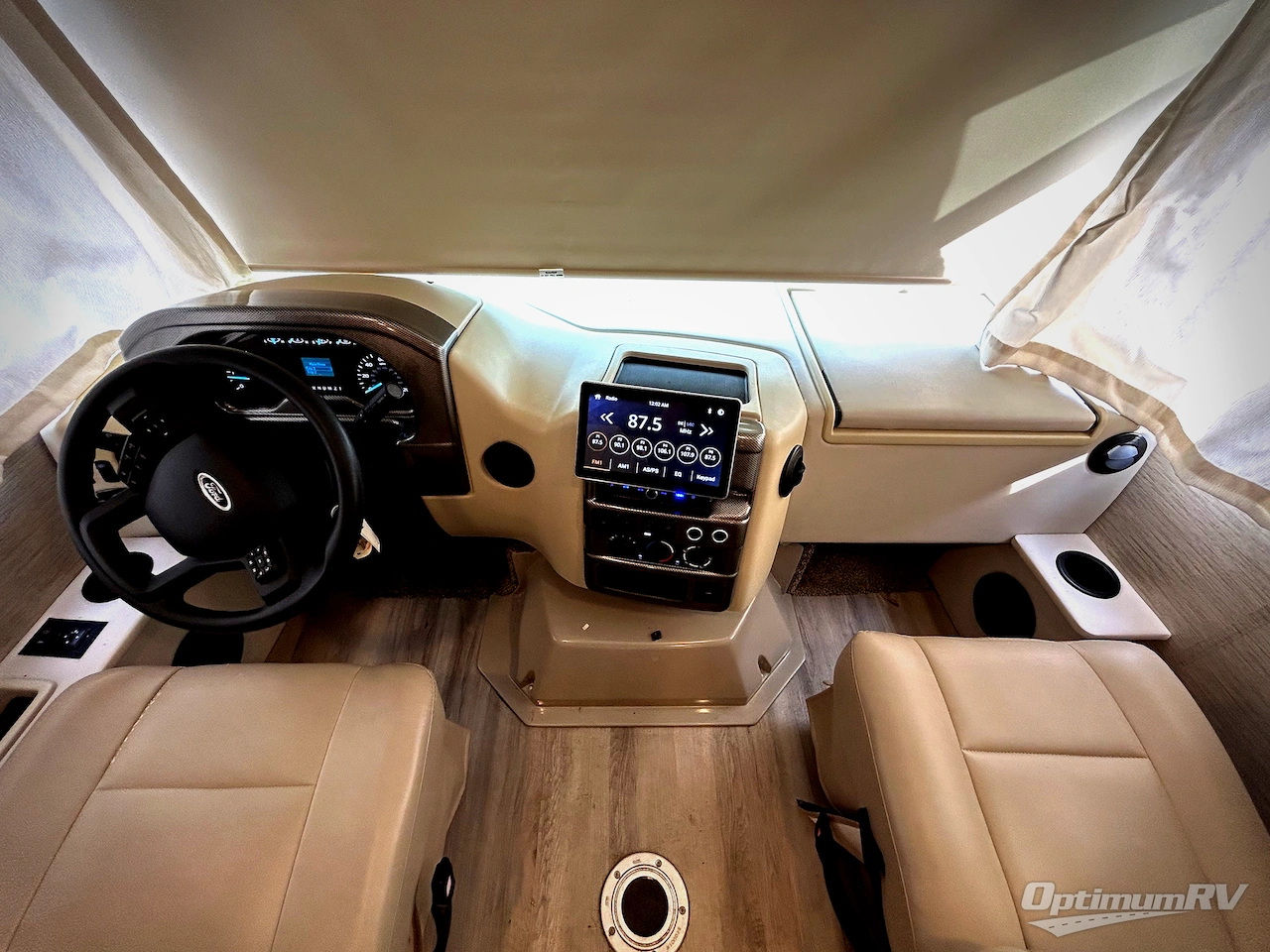 2023 Thor Axis 24.3 Photo 7