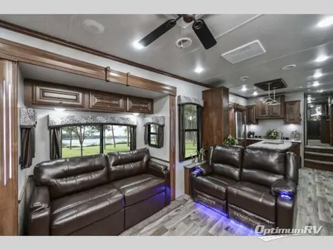 2018 Heartland Bighorn Traveler 39RD RV Photo 3