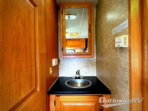 2008 Four Winds Four Winds MAJESTIC RV Floorplan Photo