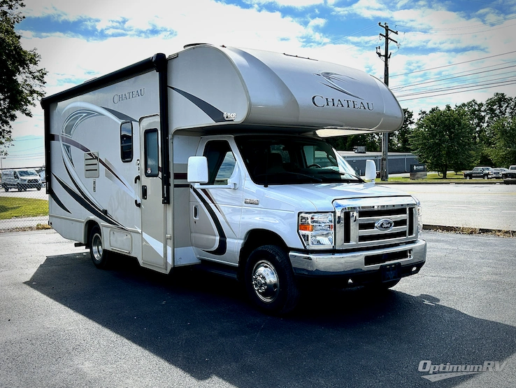 2018 Thor Chateau 22B RV Photo 1