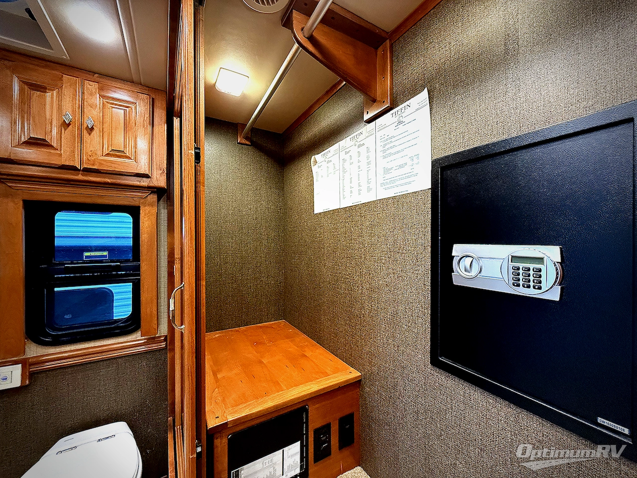 2016 Tiffin Phaeton 40 QBH Photo 17