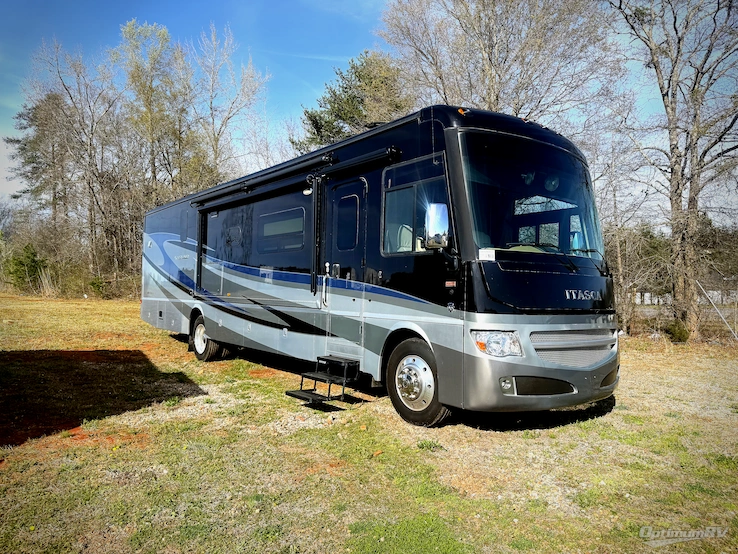 2014 Itasca Suncruiser 38Q RV Photo 1