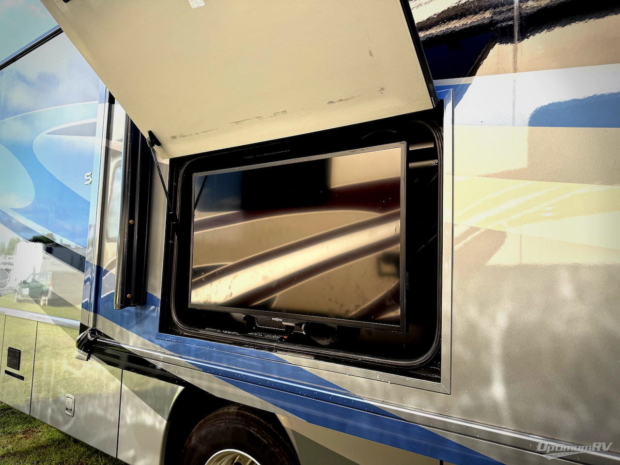 2014 Itasca Suncruiser 38Q Photo 4