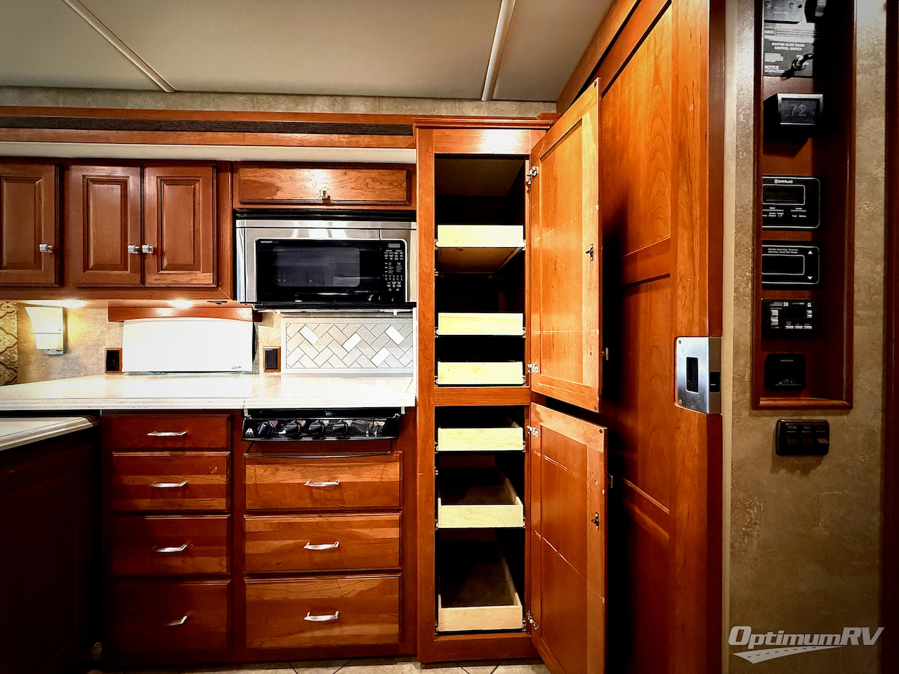 2014 Itasca Suncruiser 38Q Photo 11