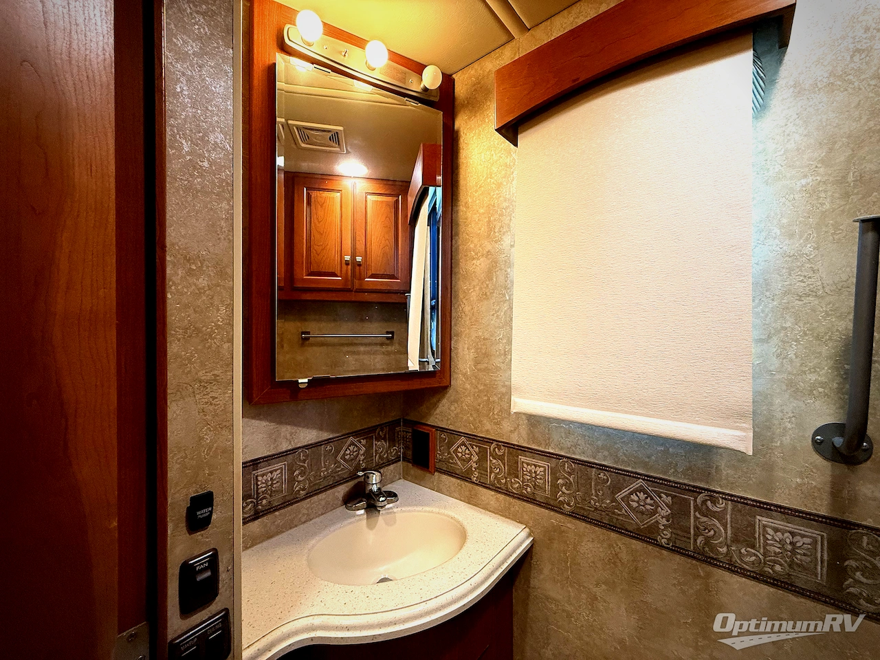 2014 Itasca Suncruiser 38Q Photo 20