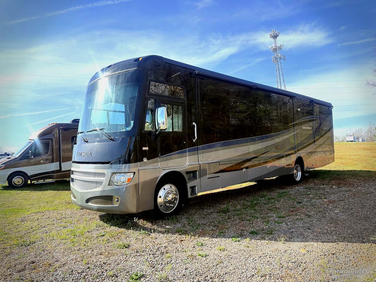 2014 Itasca Suncruiser 38Q Photo 4