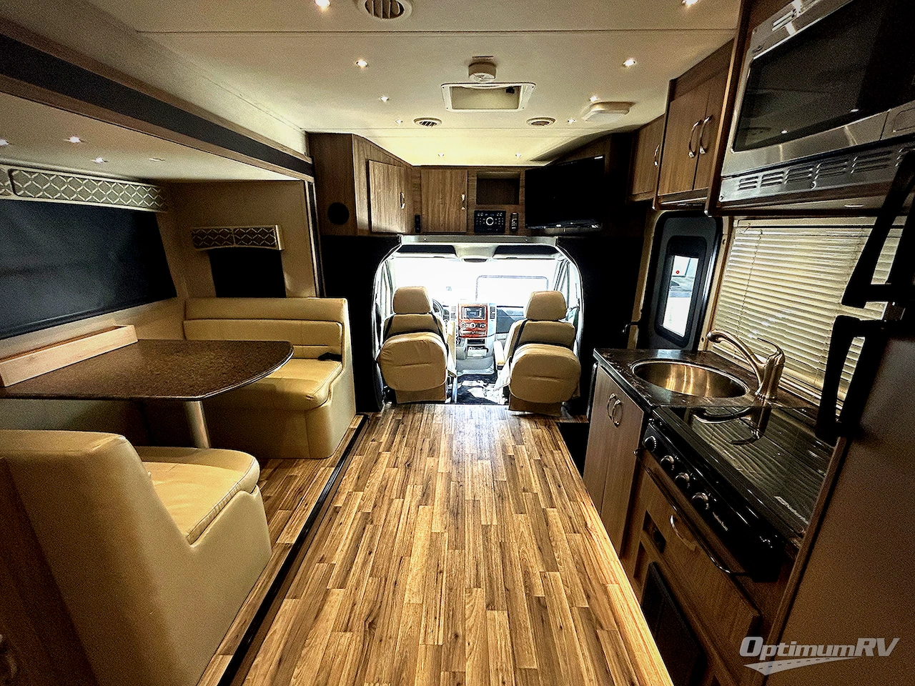 2018 Dynamax isata 3 24FW Photo 6