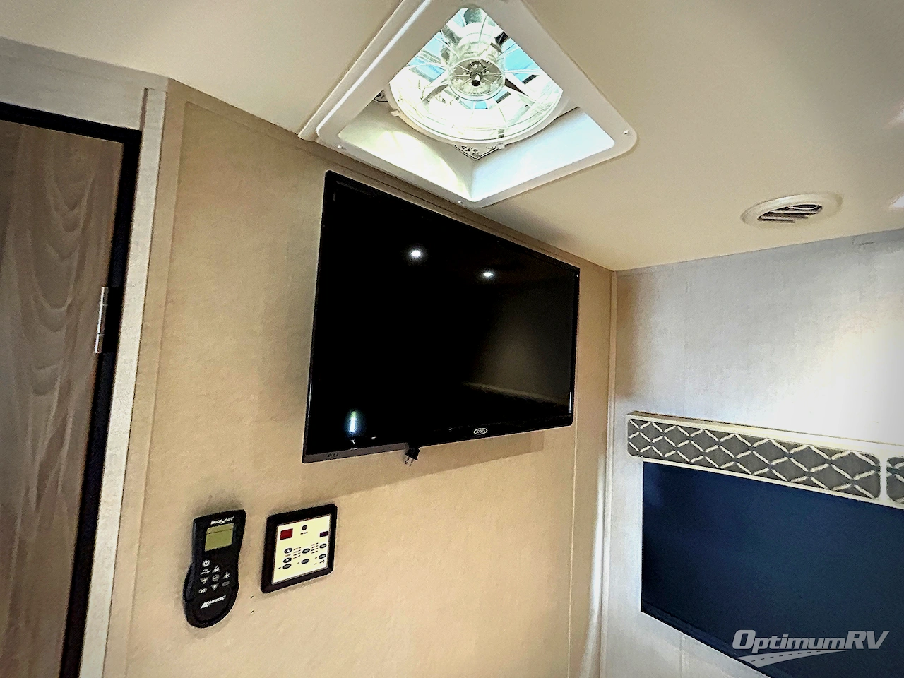 2018 Dynamax isata 3 24FW Photo 14