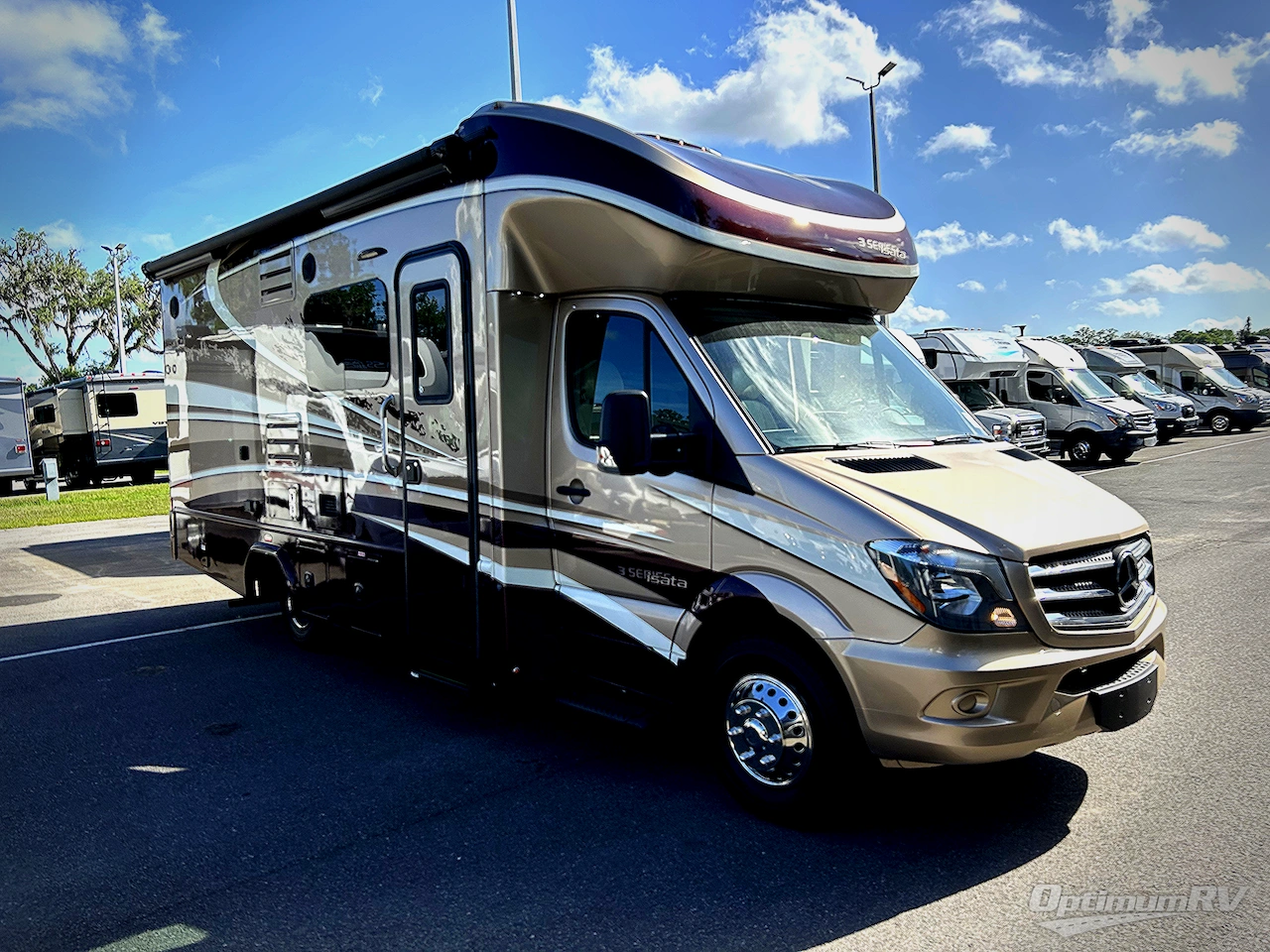 2018 Dynamax isata 3 24FW Photo 1