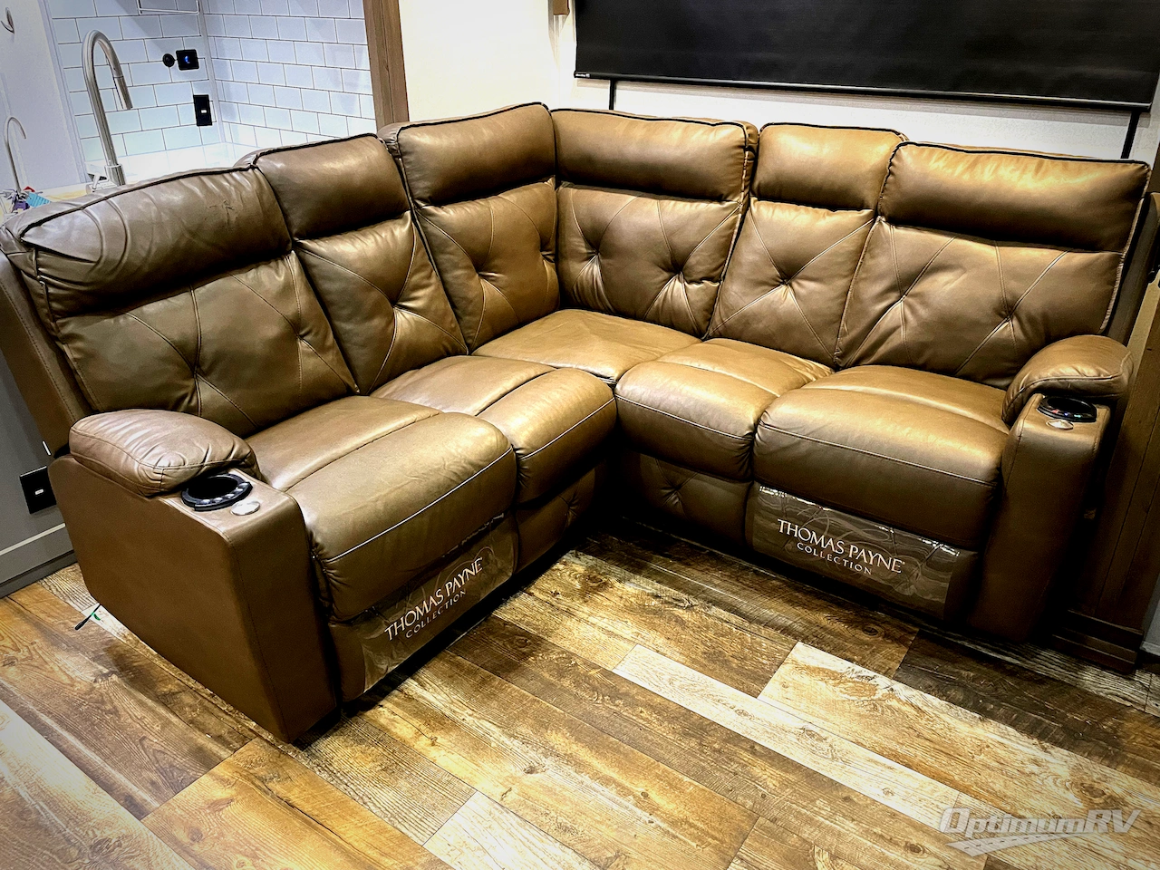 2020 Keystone Fuzion 430 Photo 16