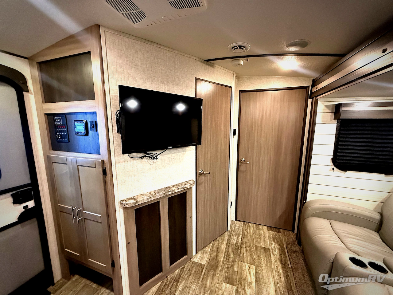 2021 CrossRoads Sunset Trail SS257FK Photo 14