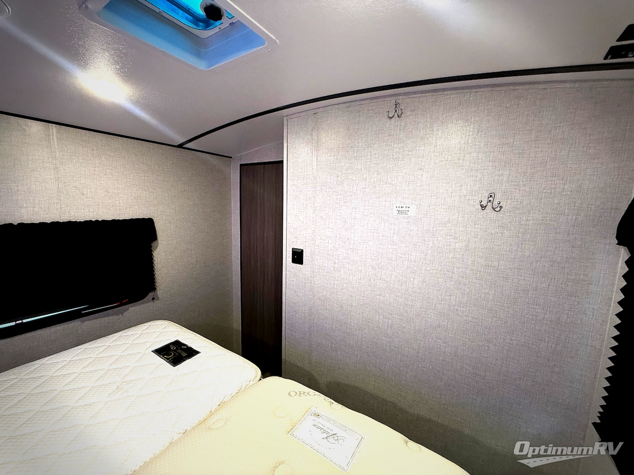 2021 CrossRoads Sunset Trail SS257FK Photo 20