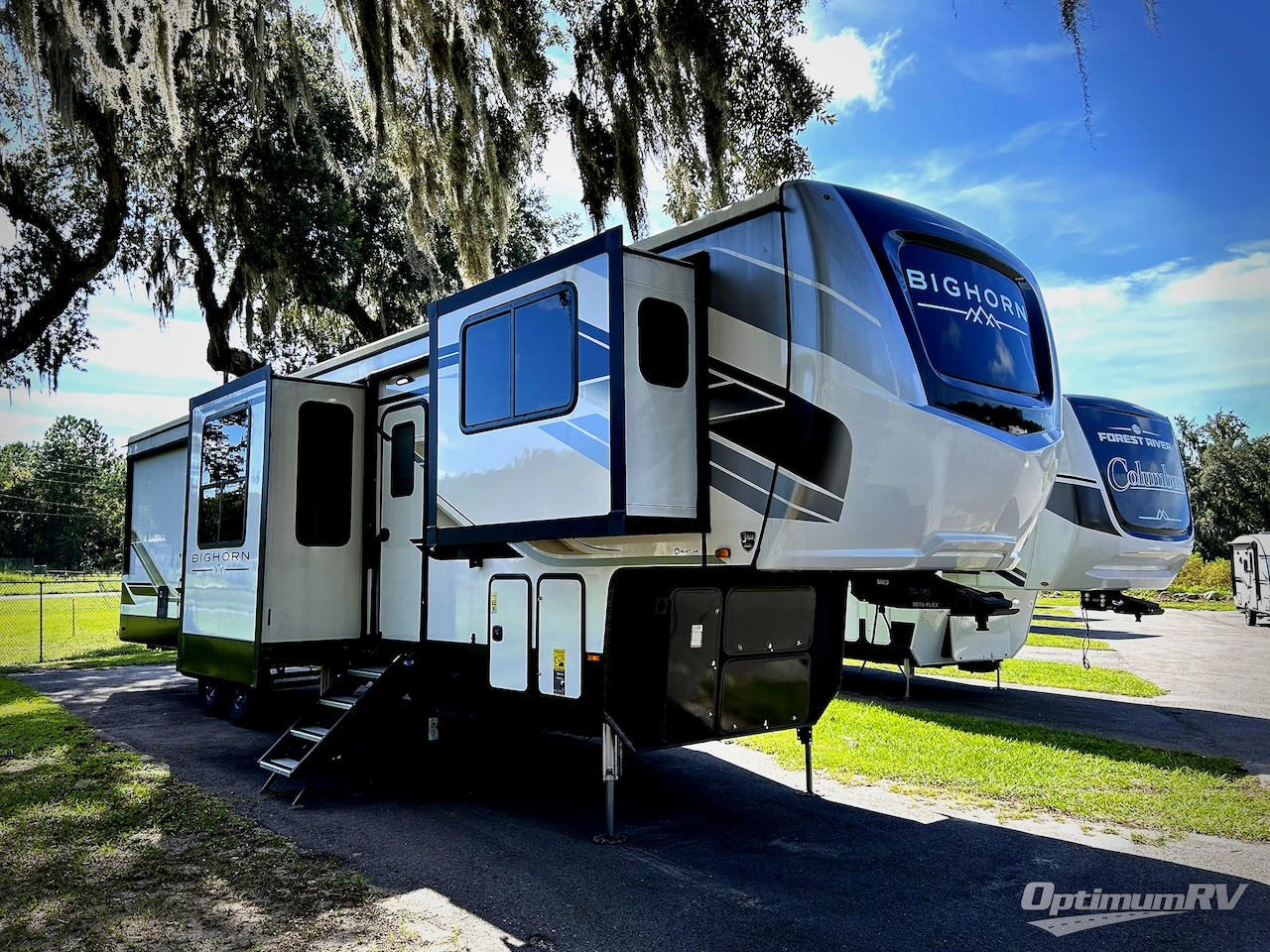 2024 Heartland Bighorn 3930FL Photo 1