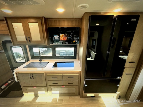 Travel Trailers, Fifth Wheels, and Motorhomes For Sale