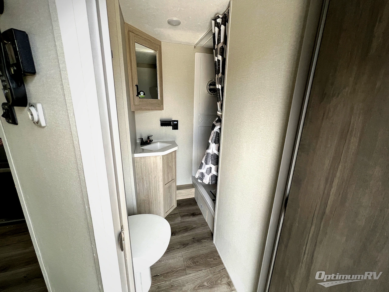 2026 Coachmen Catalina Destination Series 43CONDO Photo 11