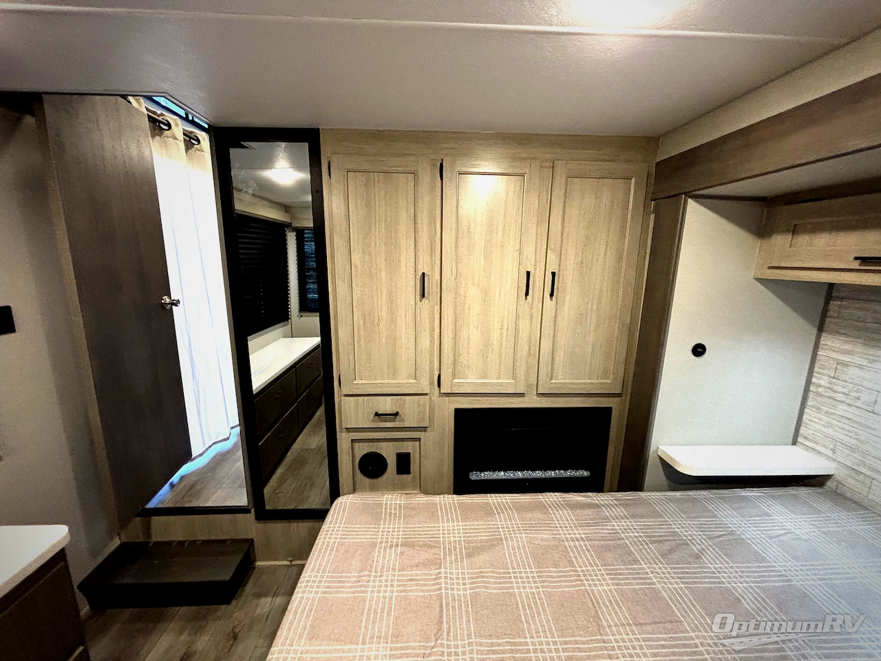 2026 Coachmen Catalina Destination Series 42CONDO Photo 11